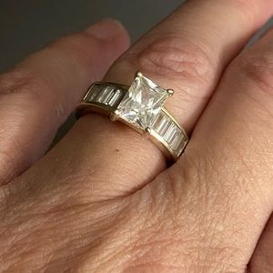 Beautiful Sterling Silver Ring by Avon